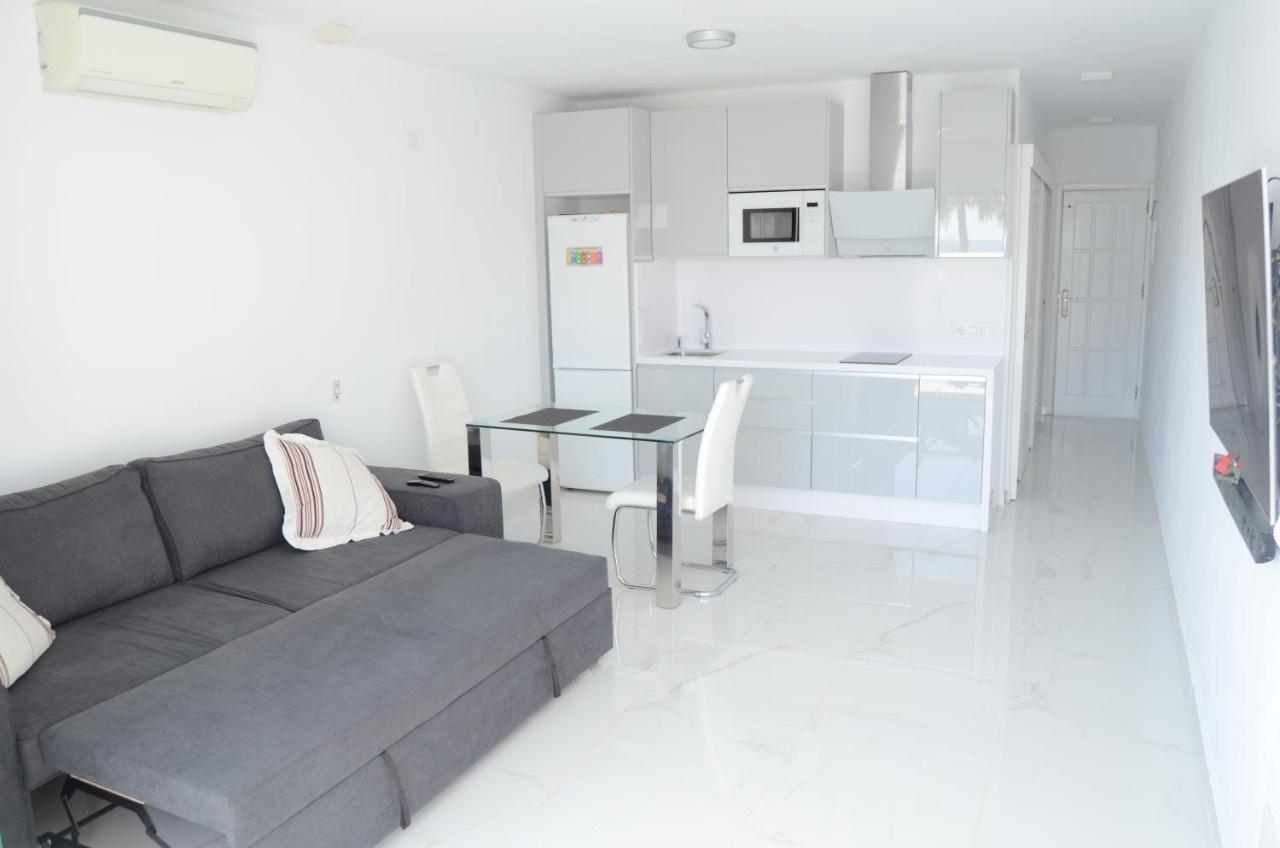 Modern Quiet Apartament Beach Front San Bartolomé Buitenkant foto